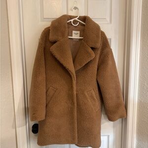 Abercrombie & Fitch Tan Teddy Coat